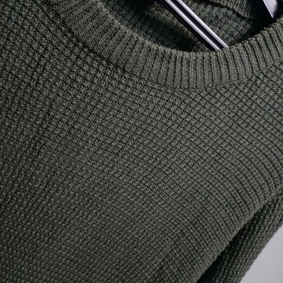 H&M - Picture 2 of 15